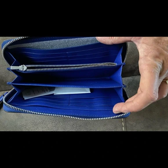 COACH 4 PIECE SET, NWT !! OMG!! - Picture 9 of 12